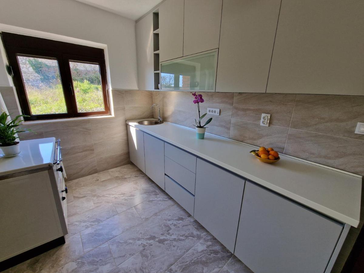 Apartment Dragovic Ulcinj Exteriör bild